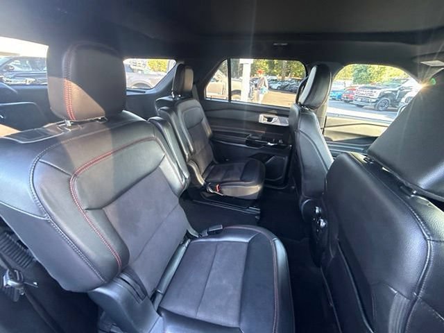 Certified 2023 Ford Explorer ST-Line w/ Class IV Trailer Tow Package AWD/4WD image 13