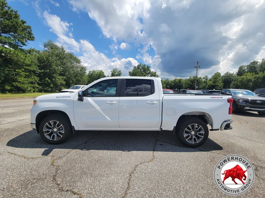 Used 2023 Chevrolet Silverado 1500 LT AWD/4WD image 2