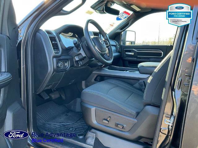 Used 2024 RAM 2500 Big Horn w/ Safety Group image 24