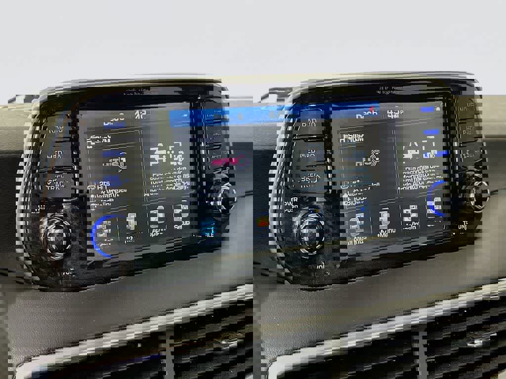 Used 2020 Hyundai Tucson Limited w/ Cargo Package image 17