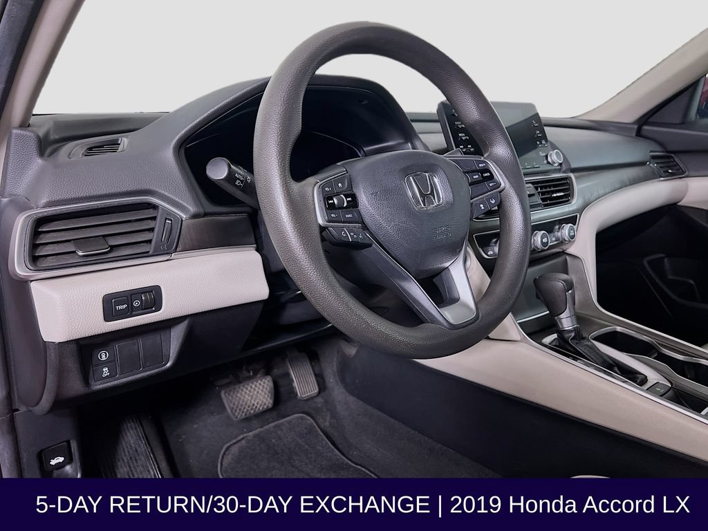 Used 2019 Honda Accord LX image 10