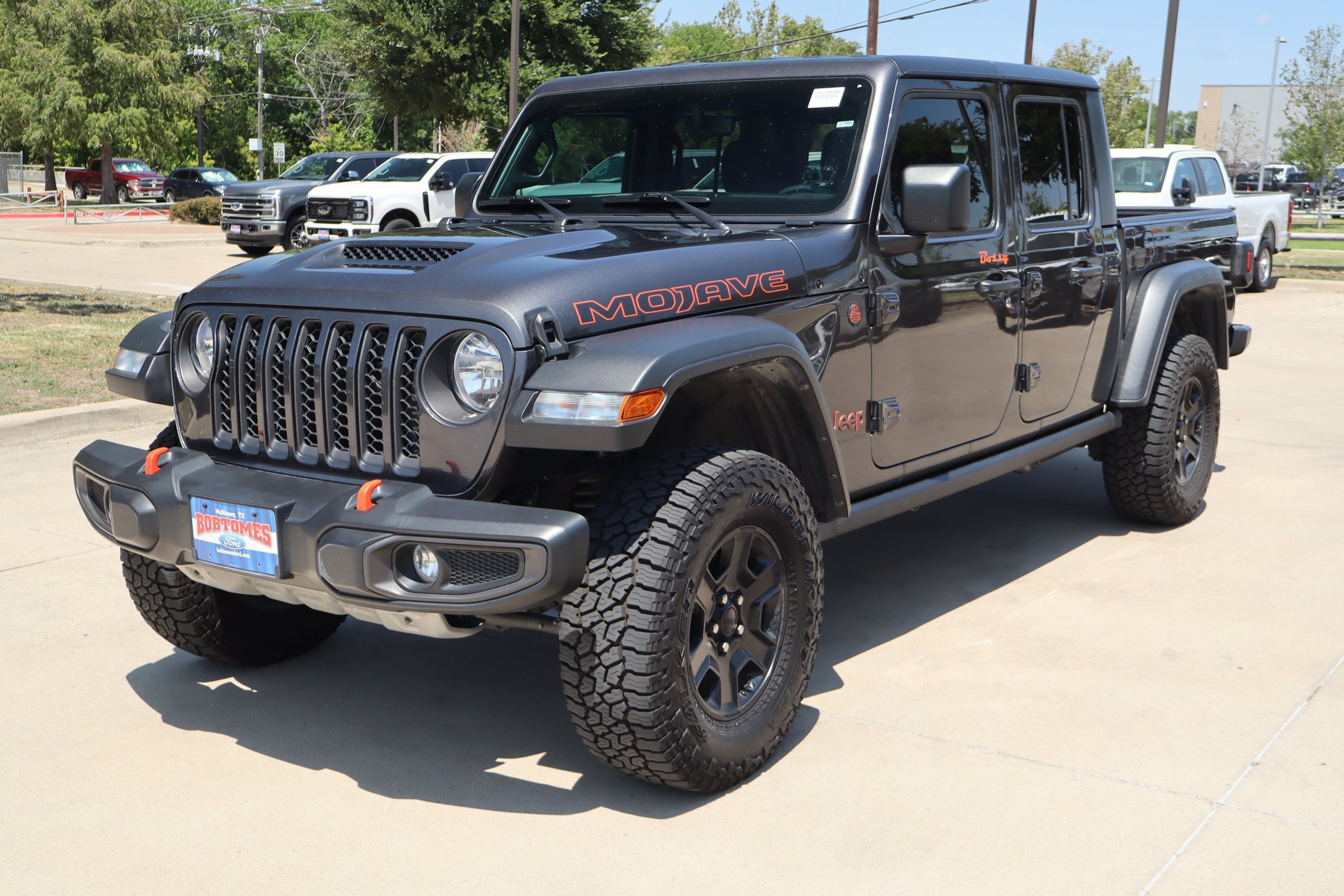 Used 2023 Jeep Gladiator Mojave w/ Trailer Tow Package AWD/4WD image 9