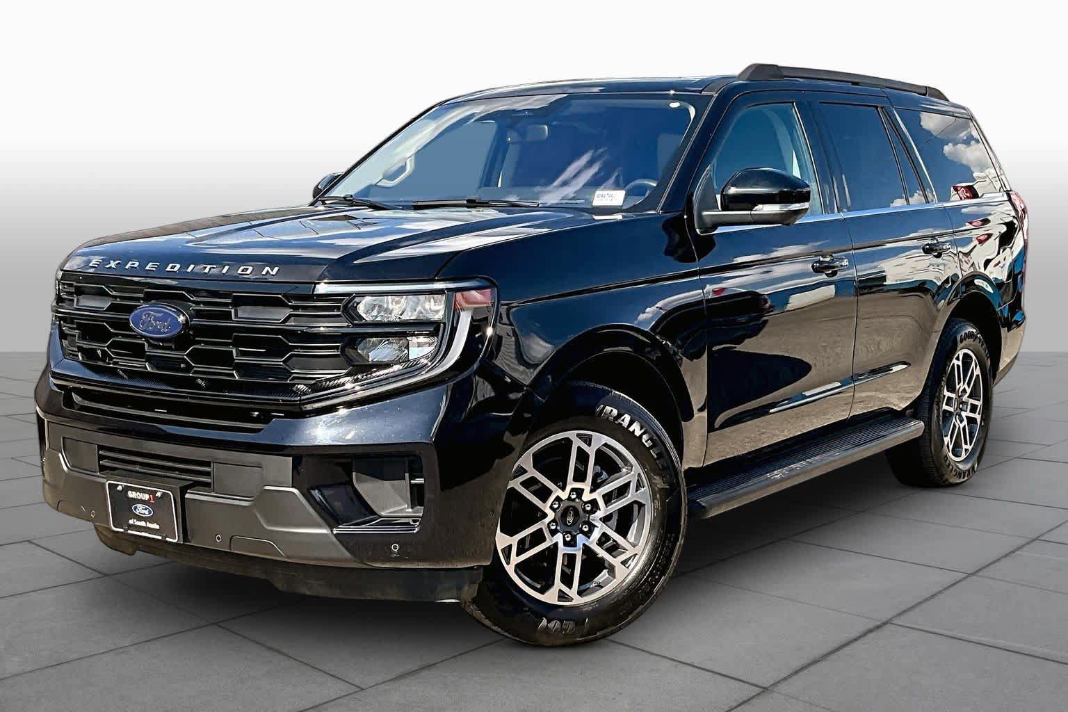 Certified 2025 Ford Expedition Active RWD image 37