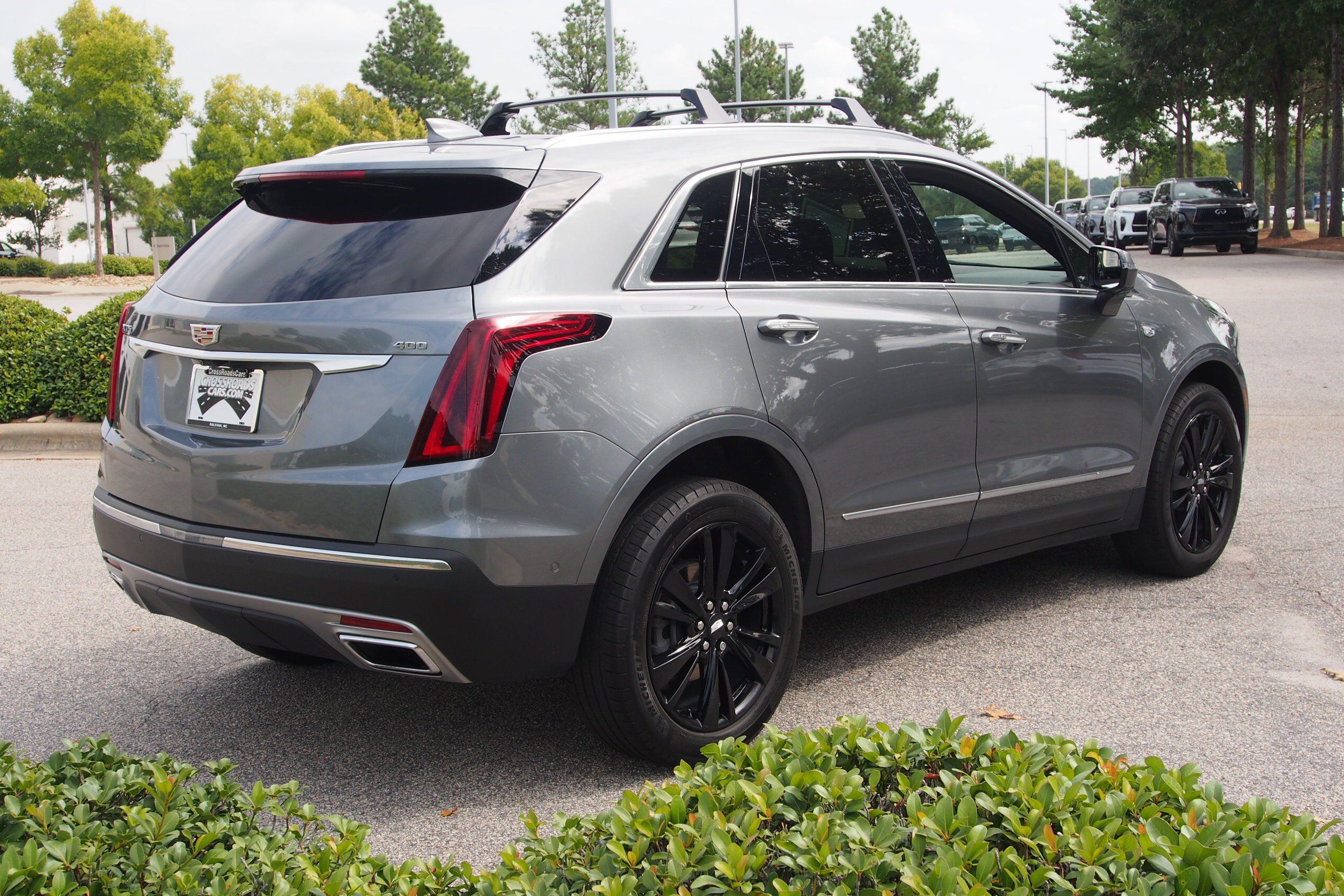 Used 2022 Cadillac XT5 Premium Luxury w/ Technology Package FWD image 8