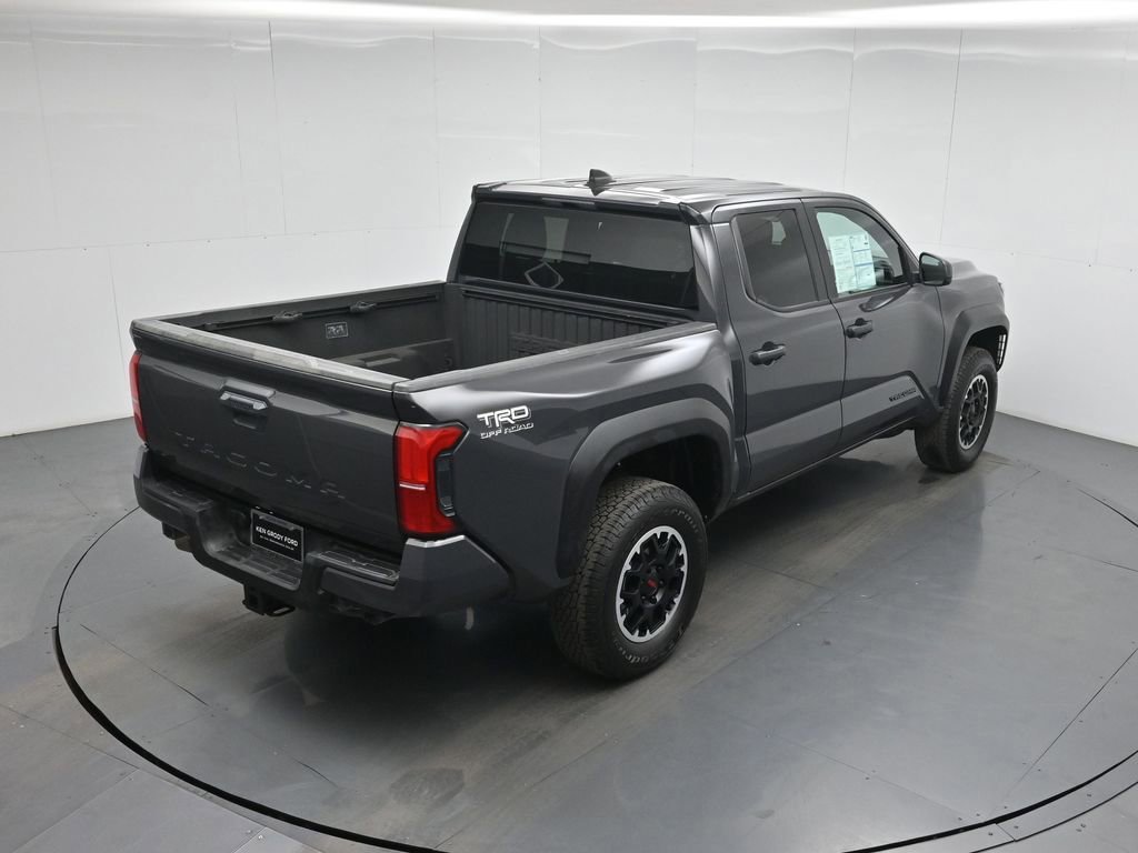 Used 2024 Toyota Tacoma TRD Off-Road image 12