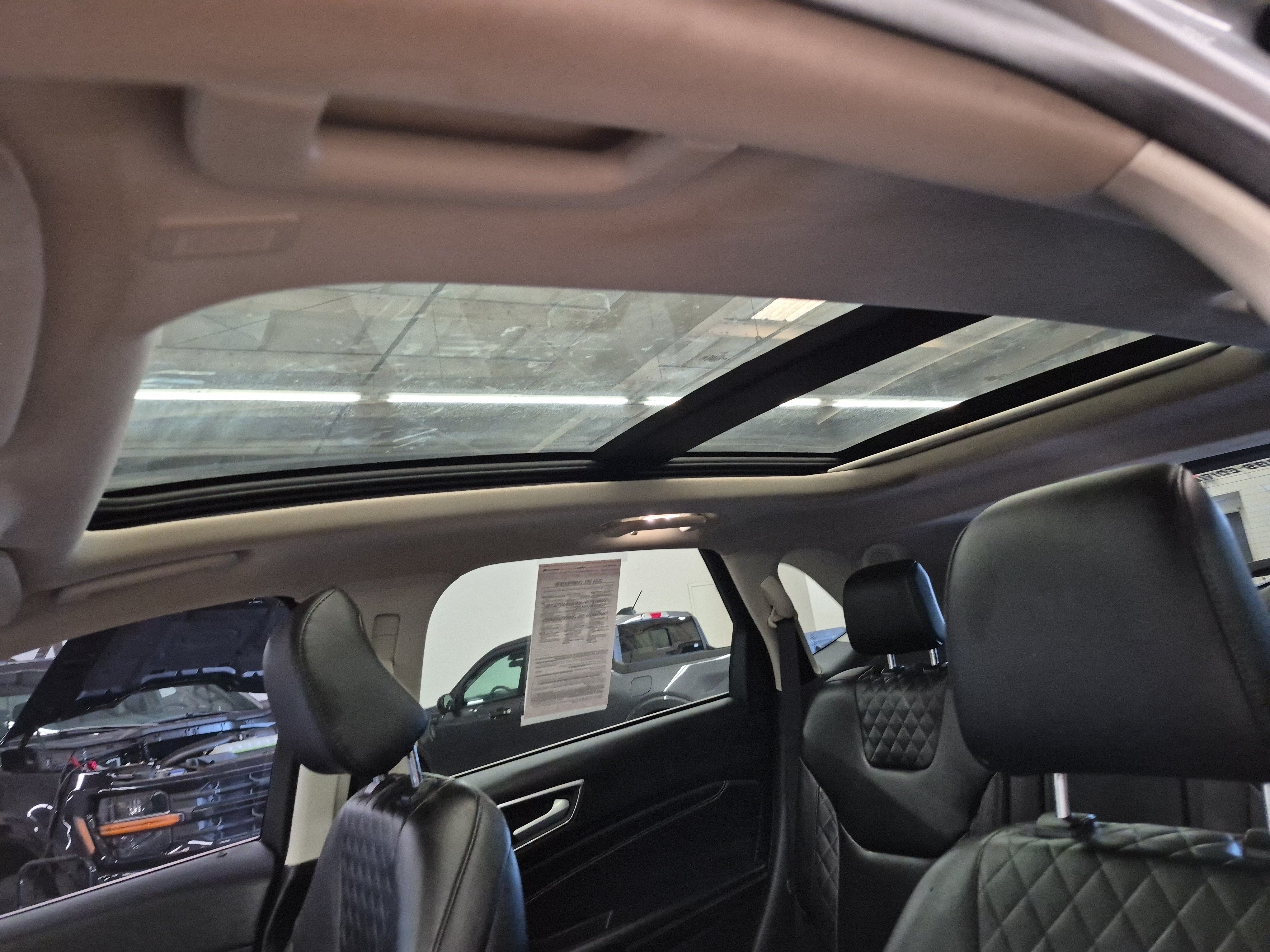 Certified 2024 Ford Edge Titanium AWD/4WD image 9