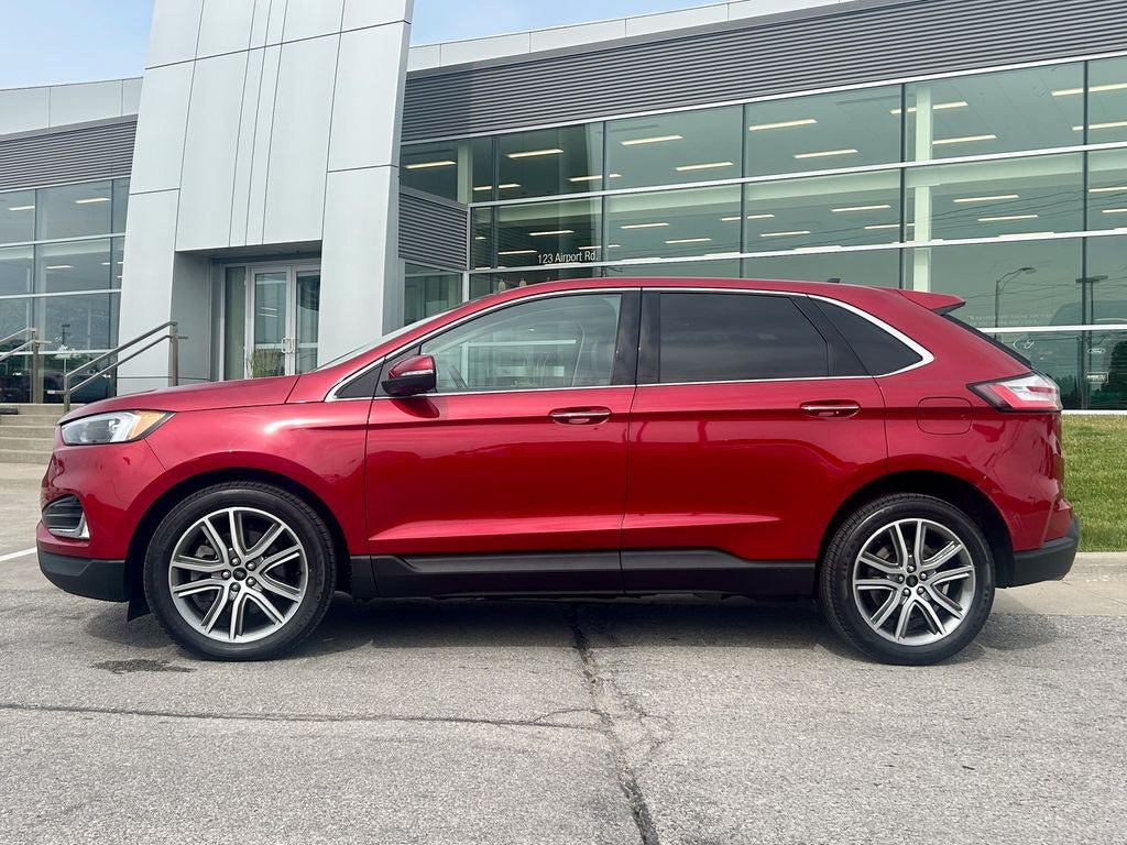 Certified 2024 Ford Edge Titanium AWD/4WD image 3