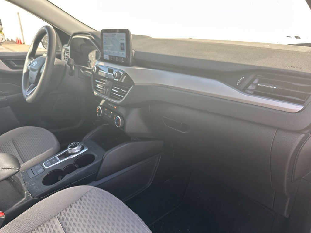 Certified 2022 Ford Escape SE FWD image 33