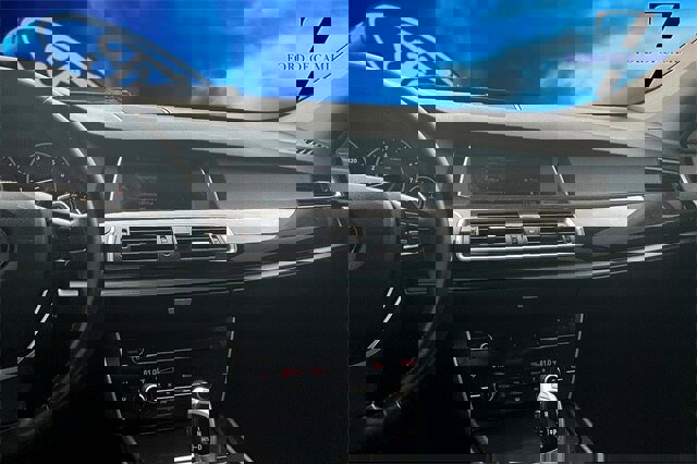 Used 2017 BMW 535i Gran Turismo image 6