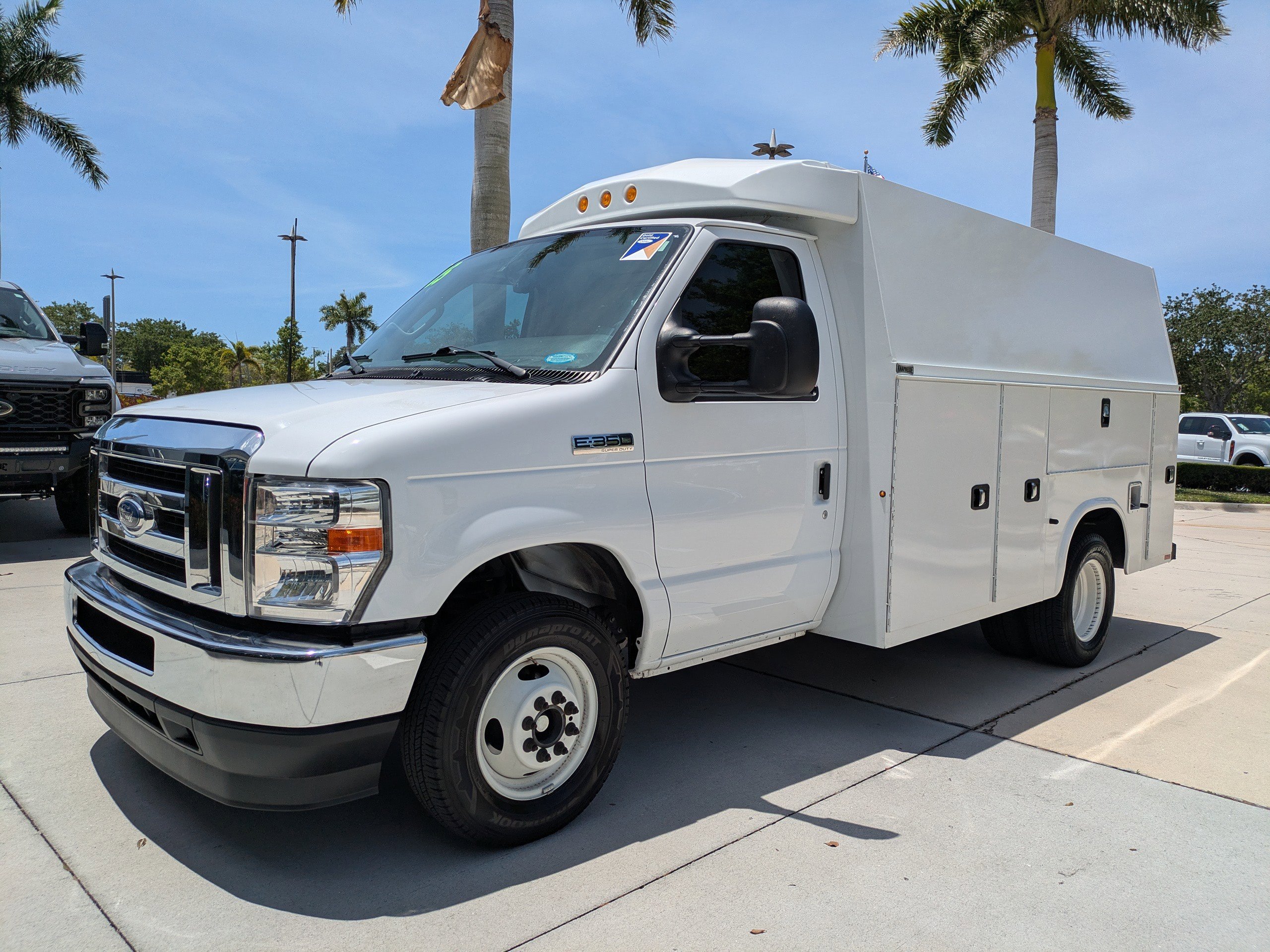 Certified 2025 Ford E-350 and Econoline 350 Super Duty w/ Power Equipment Group RWD image 7
