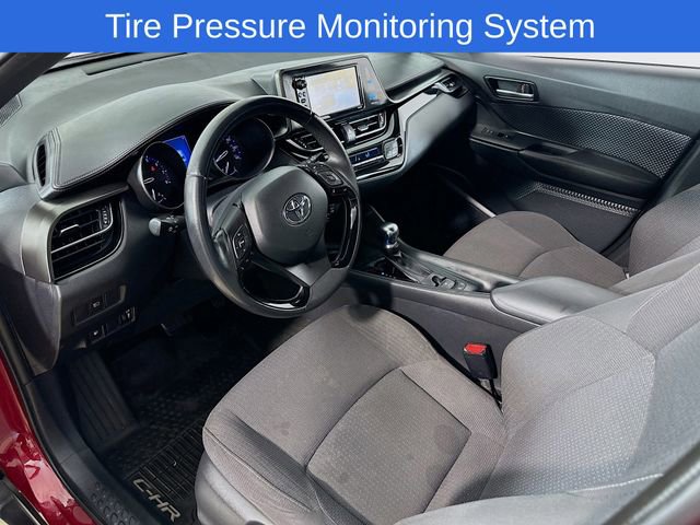 Used 2018 Toyota C-HR XLE FWD image 11