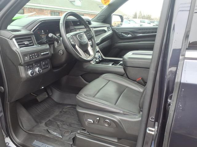 Used 2023 GMC Yukon Denali w/ LPO, Floor Liner Package image 13