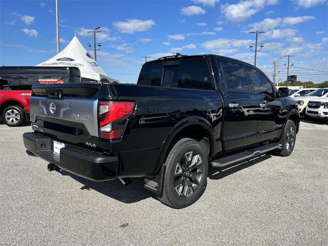 Used 2024 Nissan Titan Platinum Reserve w/ Moonroof Package image 4