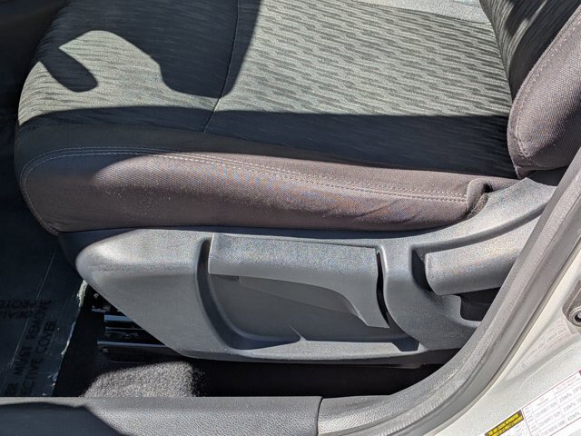 Used 2020 Nissan Rogue S w/ Special Edition Package FWD image 16