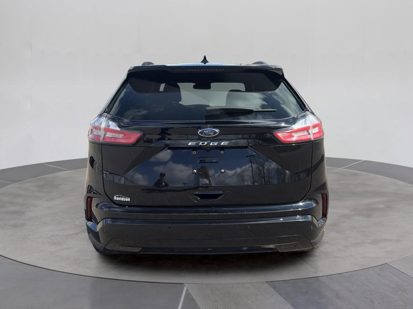 Certified 2022 Ford Edge ST-Line AWD/4WD image 4
