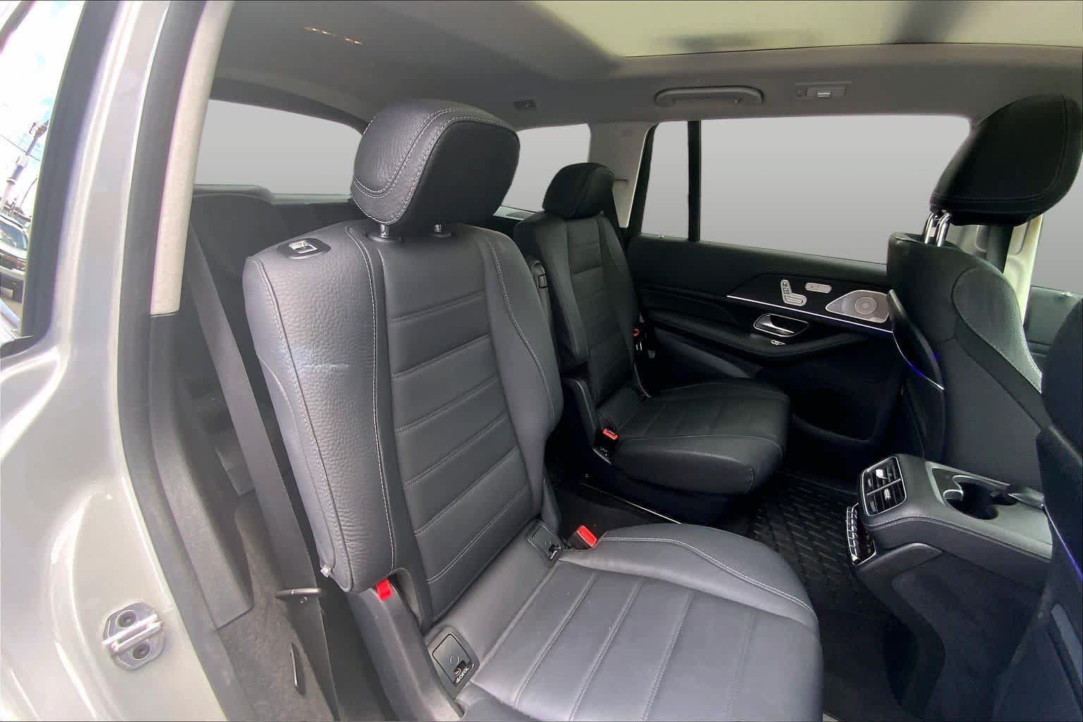 Used 2024 Mercedes-Benz GLS 450 4MATIC image 20