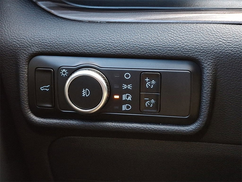 Certified 2023 Ford Explorer Limited image 26