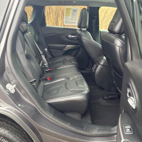 Used 2020 Jeep Cherokee Limited w/ Technology Group image 33