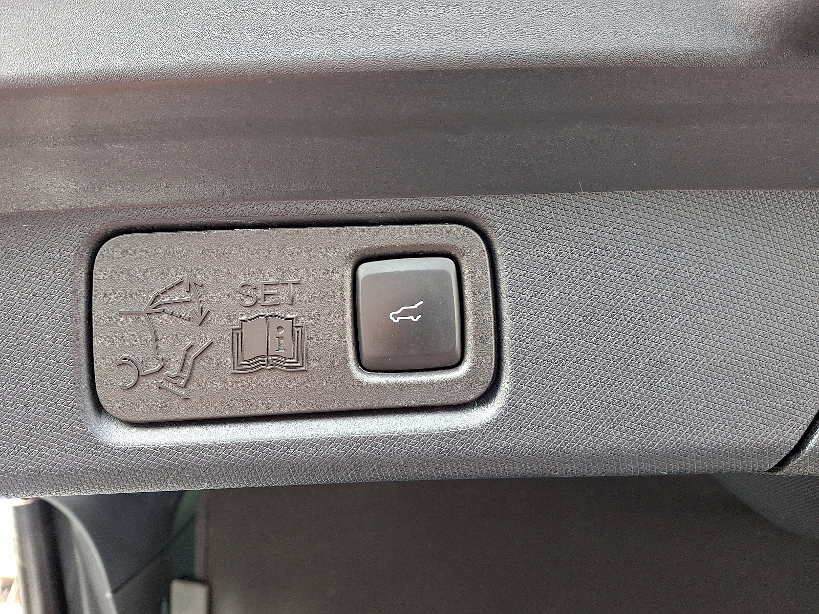 Certified 2021 Ford Mustang Mach-E Premium image 30