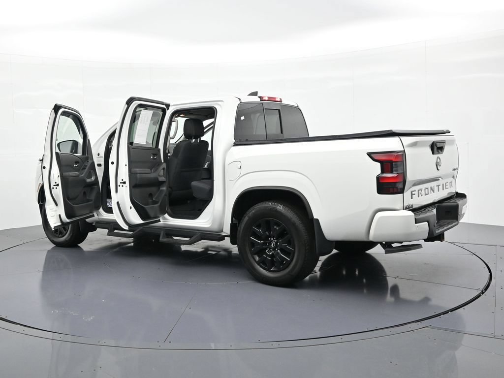 Used 2022 Nissan Frontier SV AWD/4WD image 26