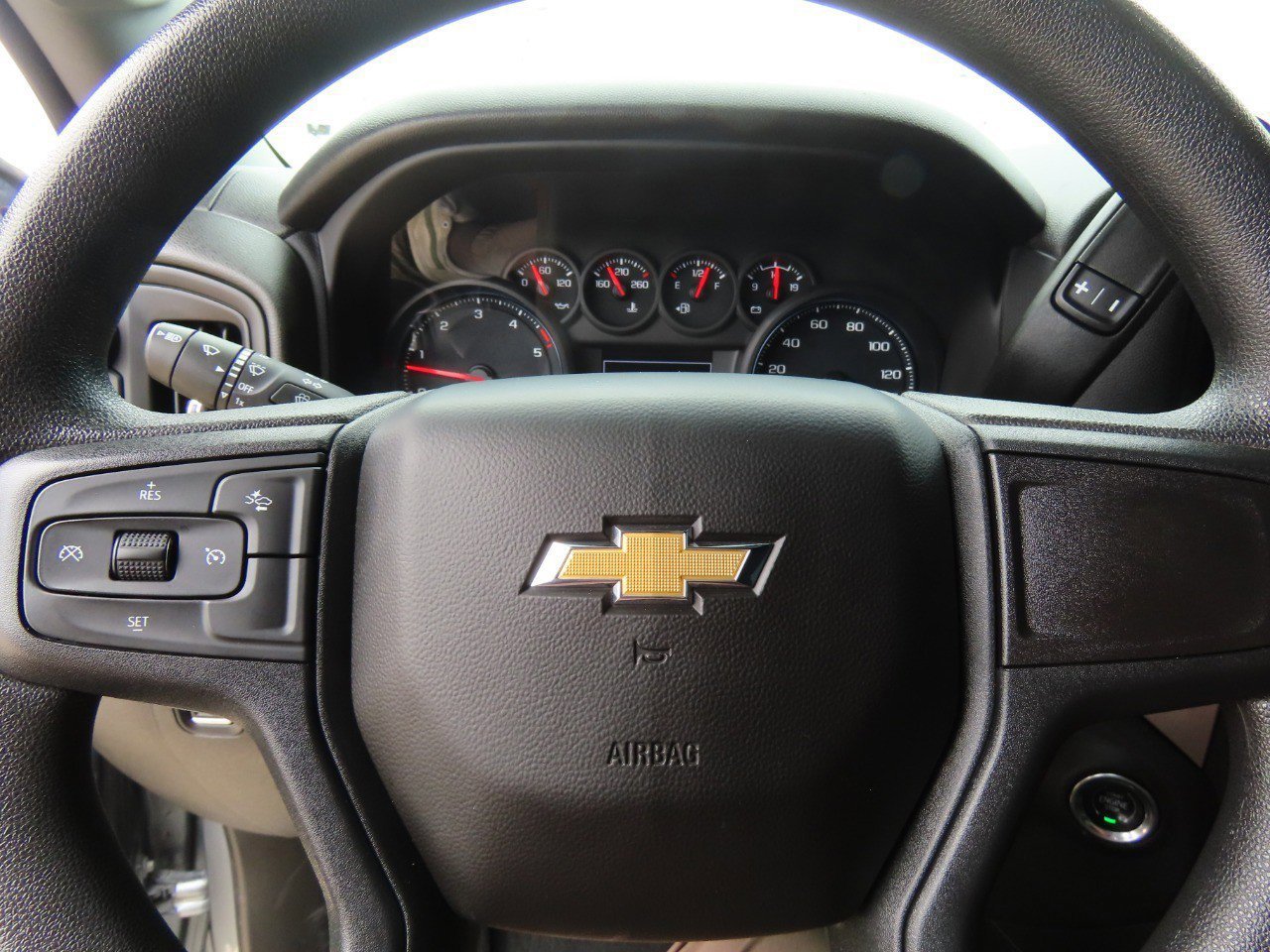 Used 2024 Chevrolet Silverado 2500 Custom w/ Custom Value Package image 25