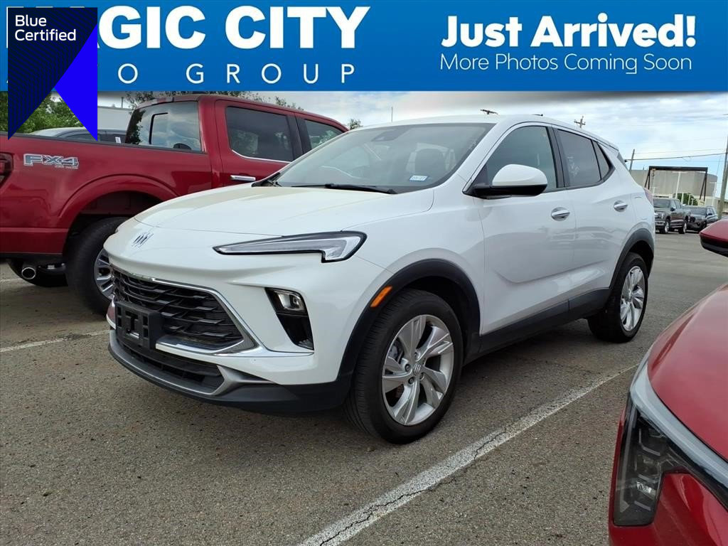 Used 2025 Buick Encore GX Preferred FWD image 1