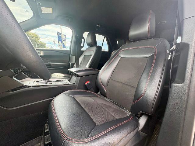 Certified 2023 Ford Explorer ST-Line w/ Class IV Trailer Tow Package RWD image 16