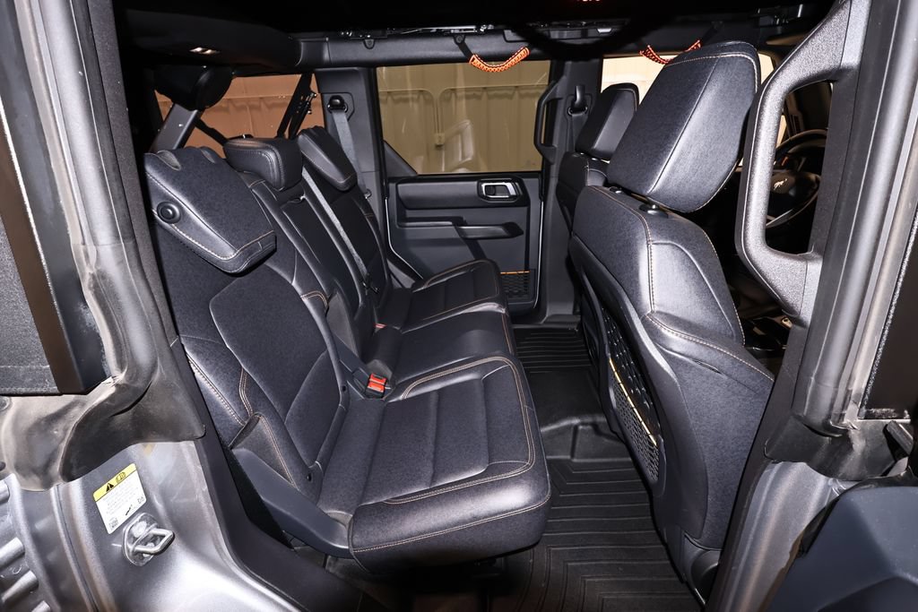 Certified 2024 Ford Bronco Badlands AWD/4WD image 16