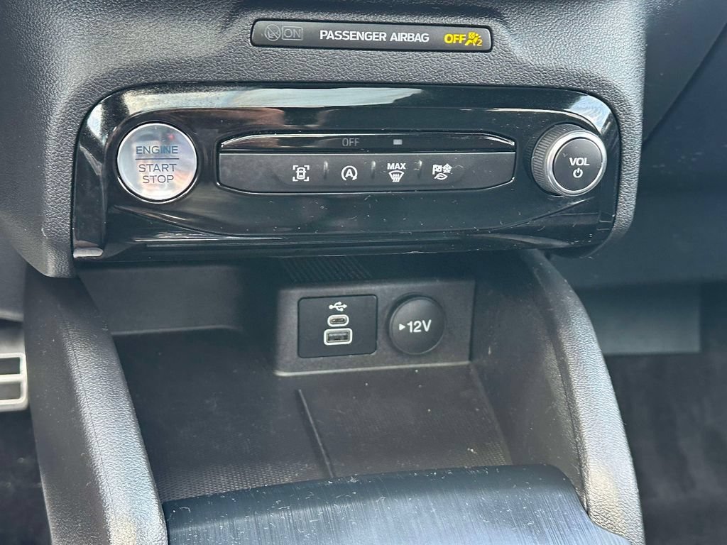 Certified 2024 Ford Escape ST-Line w/ Tech Pack #1 AWD/4WD image 21