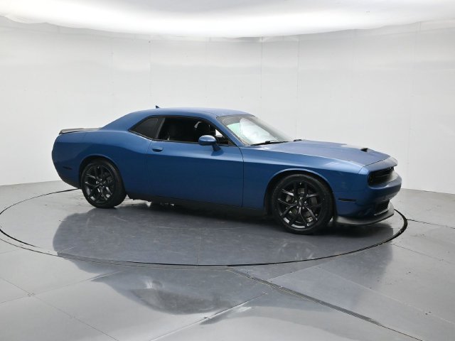 Used 2022 Dodge Challenger GT w/ Driver Convenience Group RWD image 3