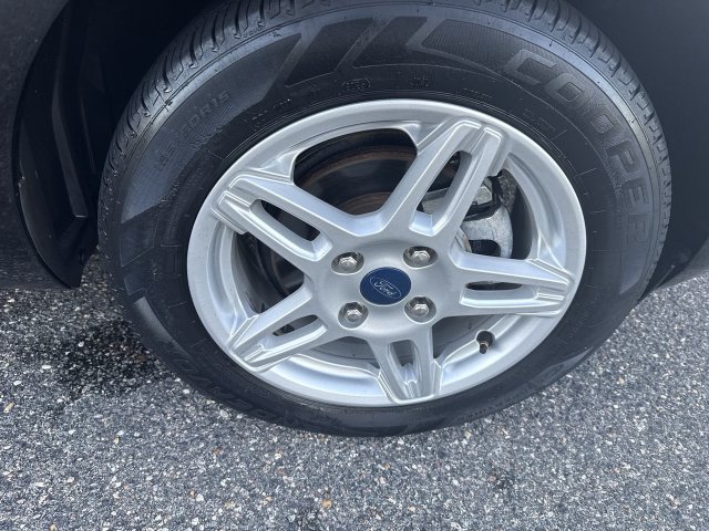 Certified 2019 Ford Fiesta SE FWD image 19