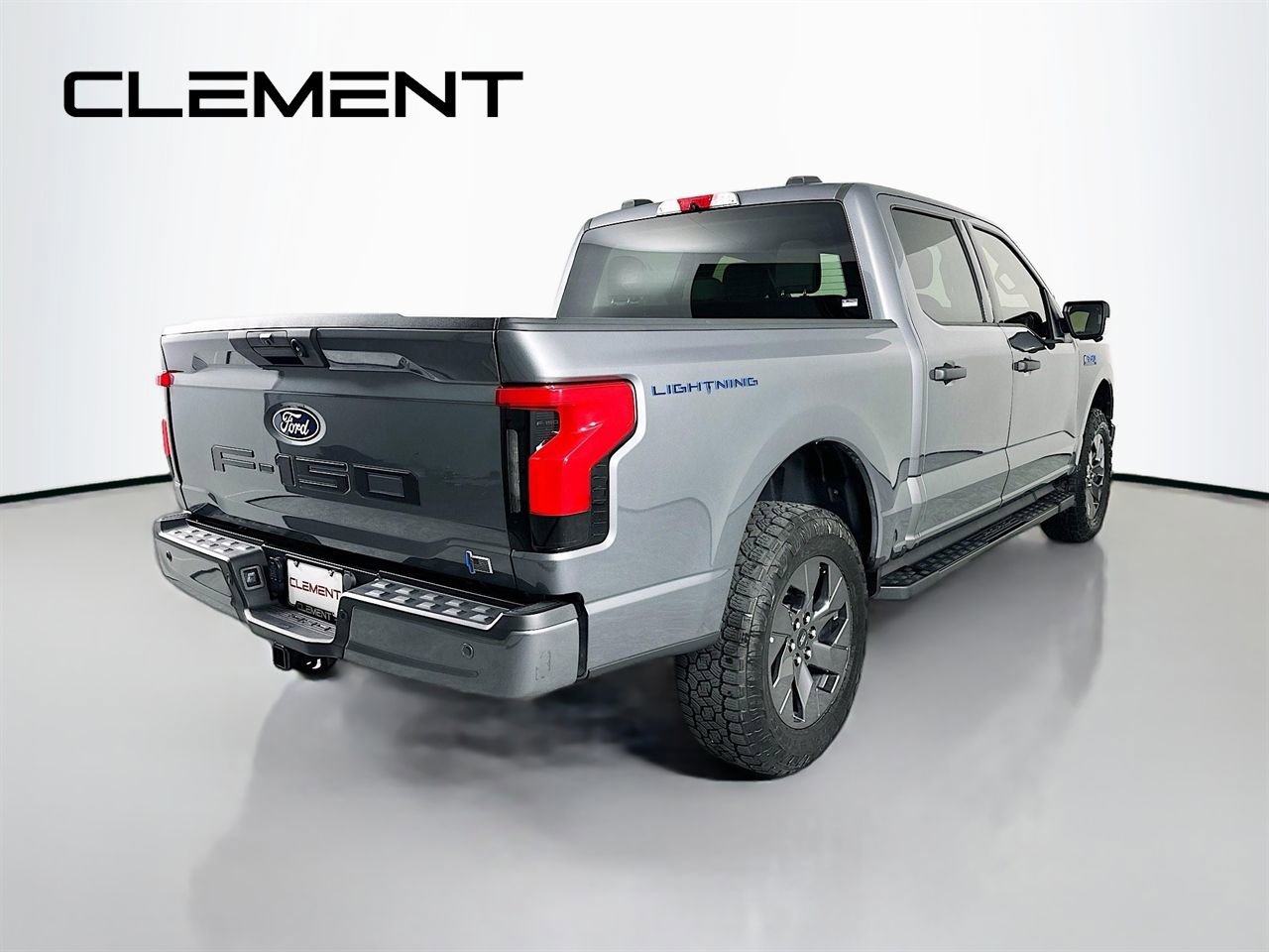 Certified 2024 Ford F150 Lightning XLT w/ Max Trailer Tow Package image 6