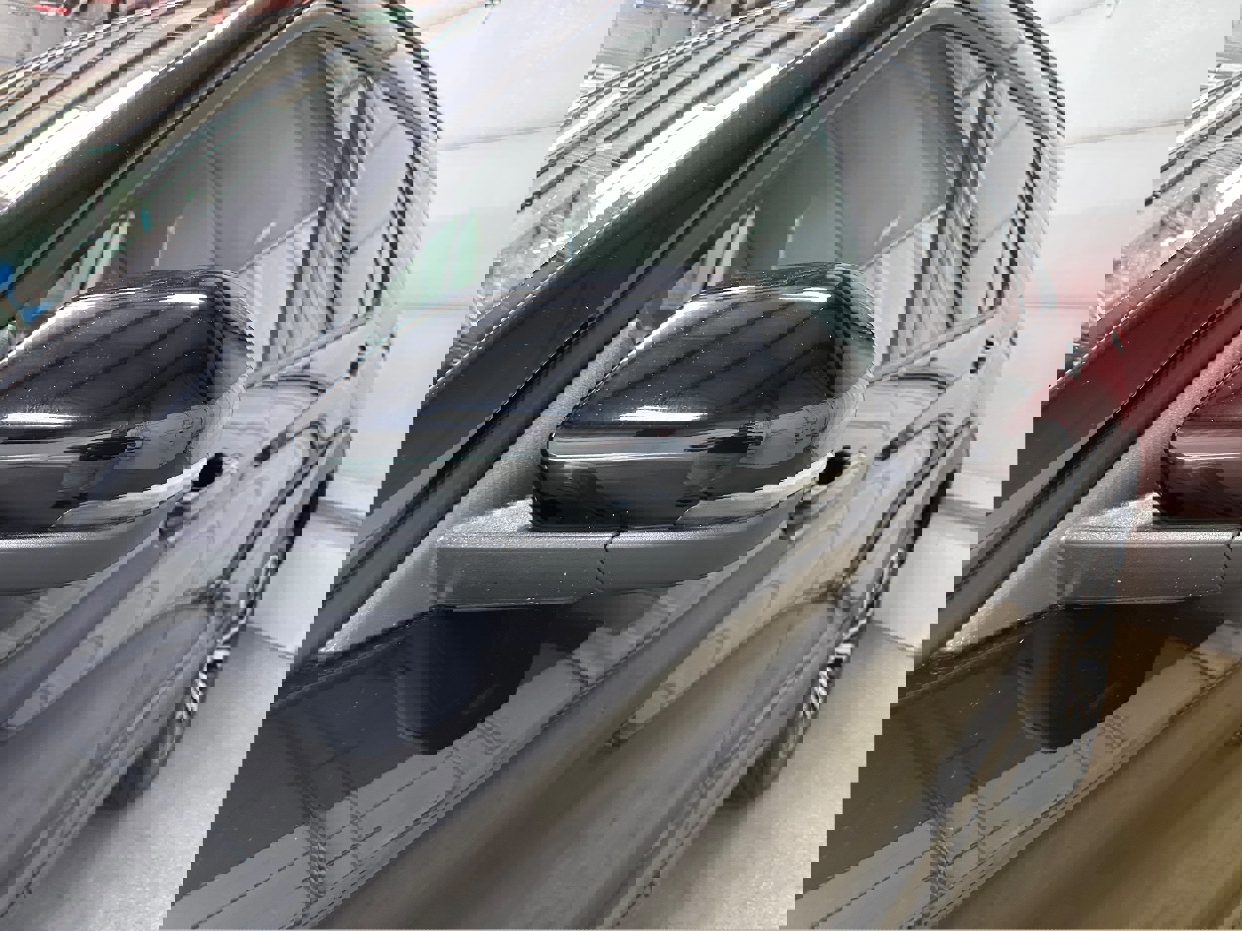 Certified 2025 Ford Explorer ST-Line image 28