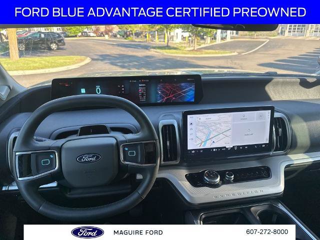 Certified 2025 Ford Expedition Active AWD/4WD image 18