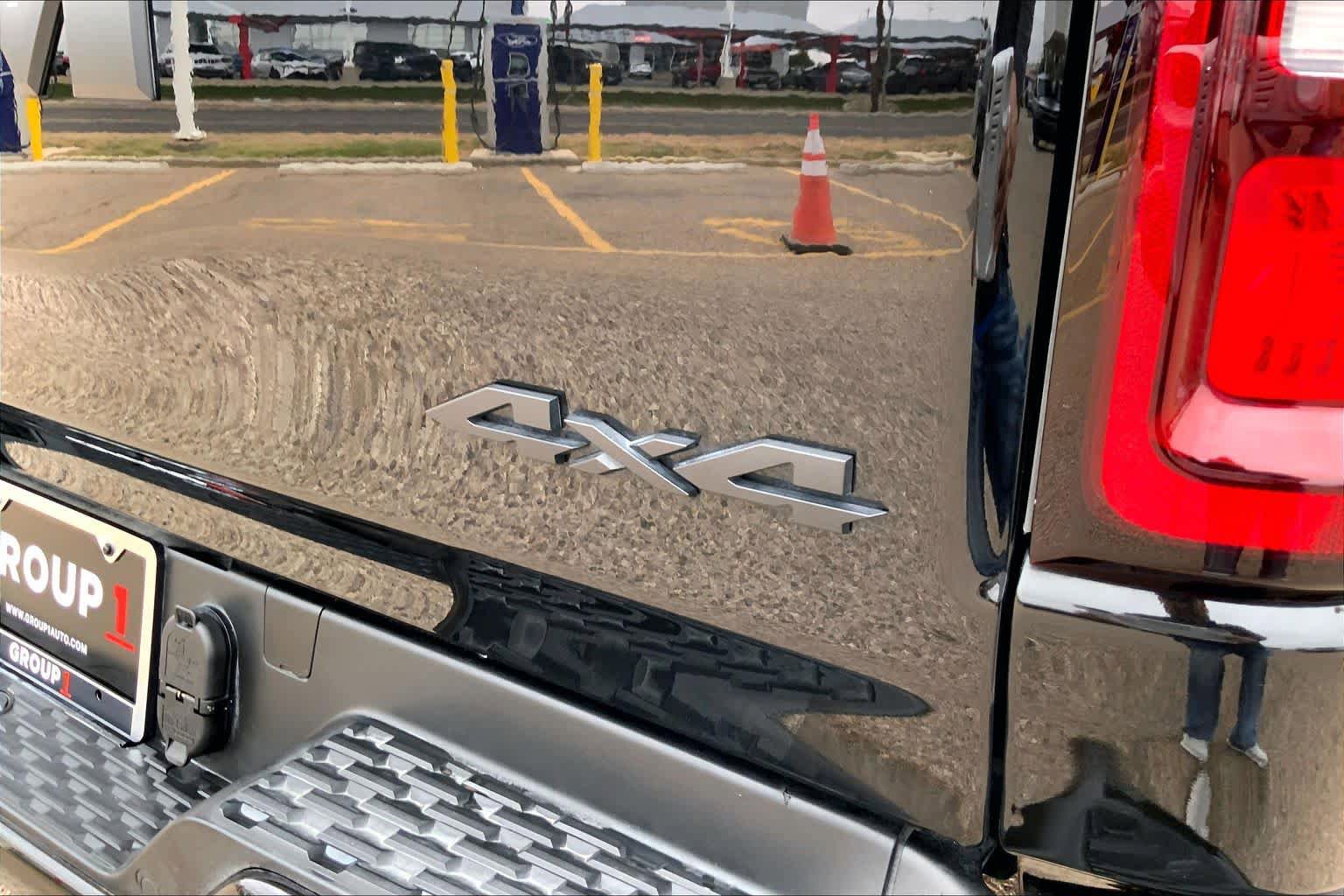 Used 2025 RAM 1500 Tradesman AWD/4WD image 10