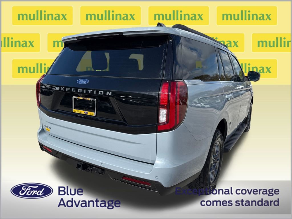 Certified 2025 Ford Expedition Active image 4