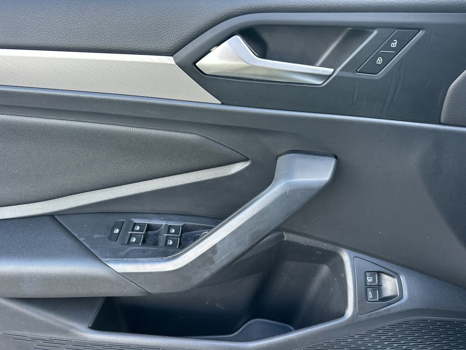 Used 2021 Volkswagen Jetta SE image 10