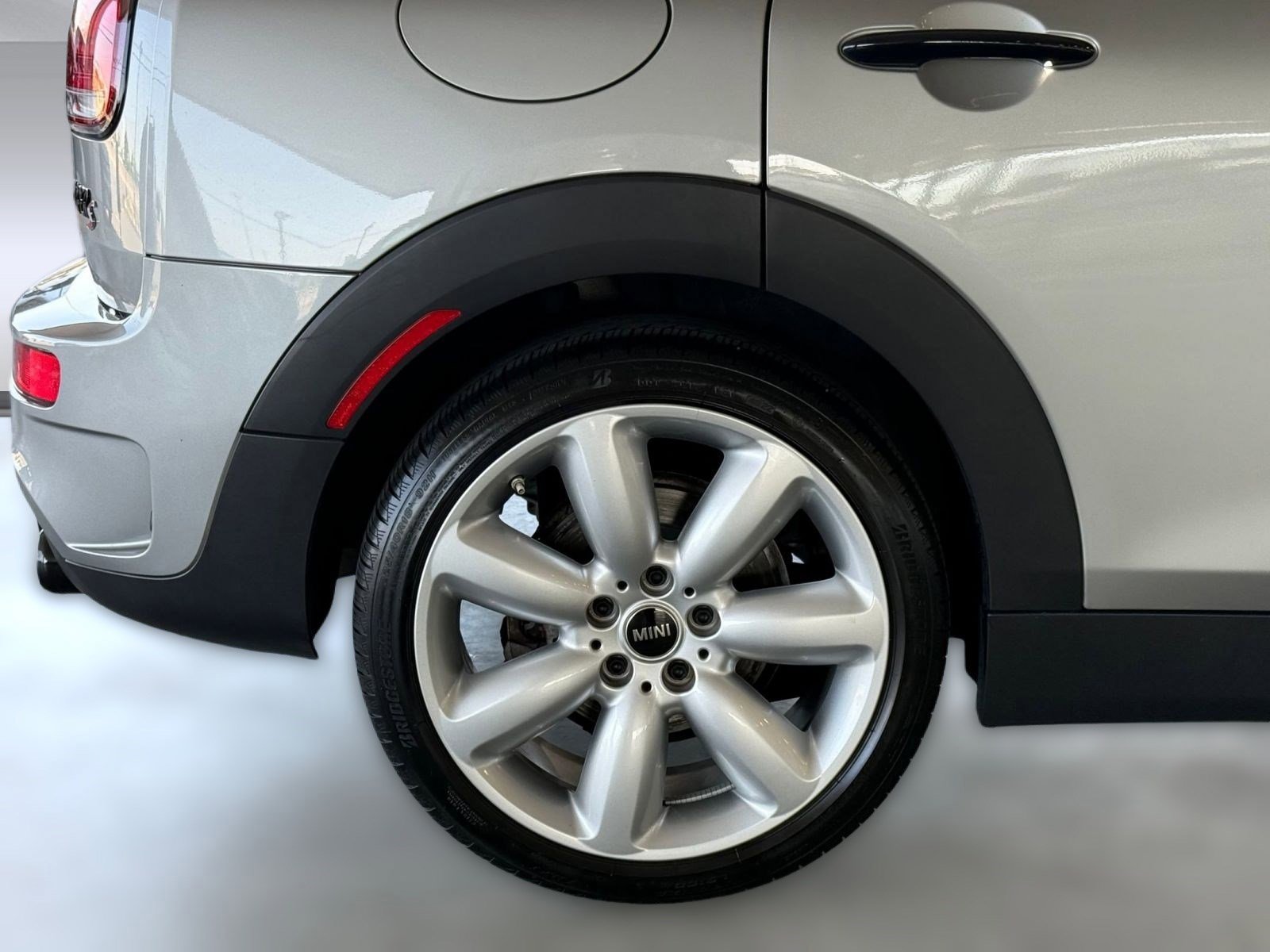 Used 2024 MINI Cooper Clubman S AWD/4WD image 12