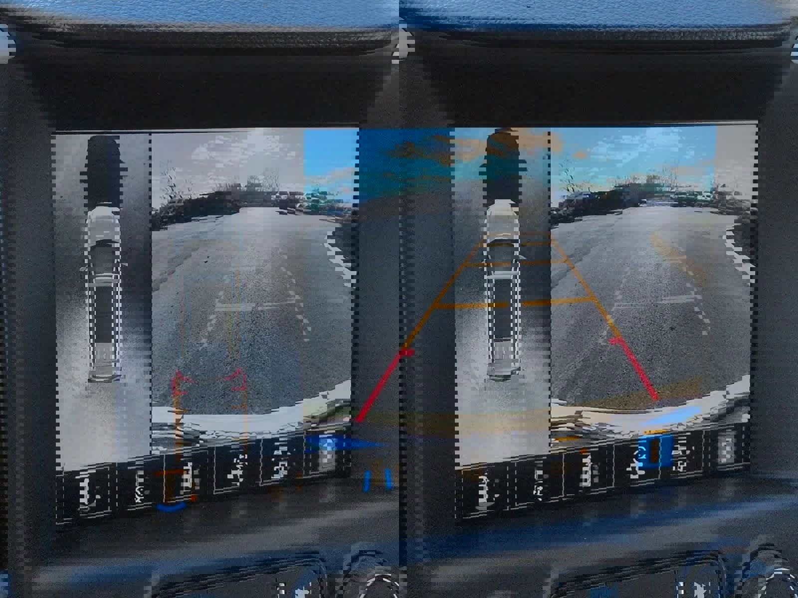 Used 2022 GMC Terrain SLT w/ Infotainment Package II image 30