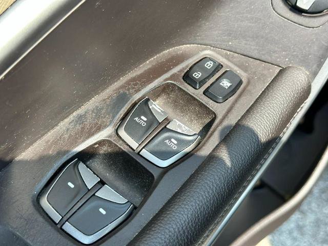 Used 2018 Hyundai Santa Fe Sport FWD image 16