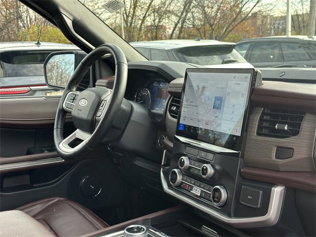 Certified 2022 Ford Expedition Limited image 35