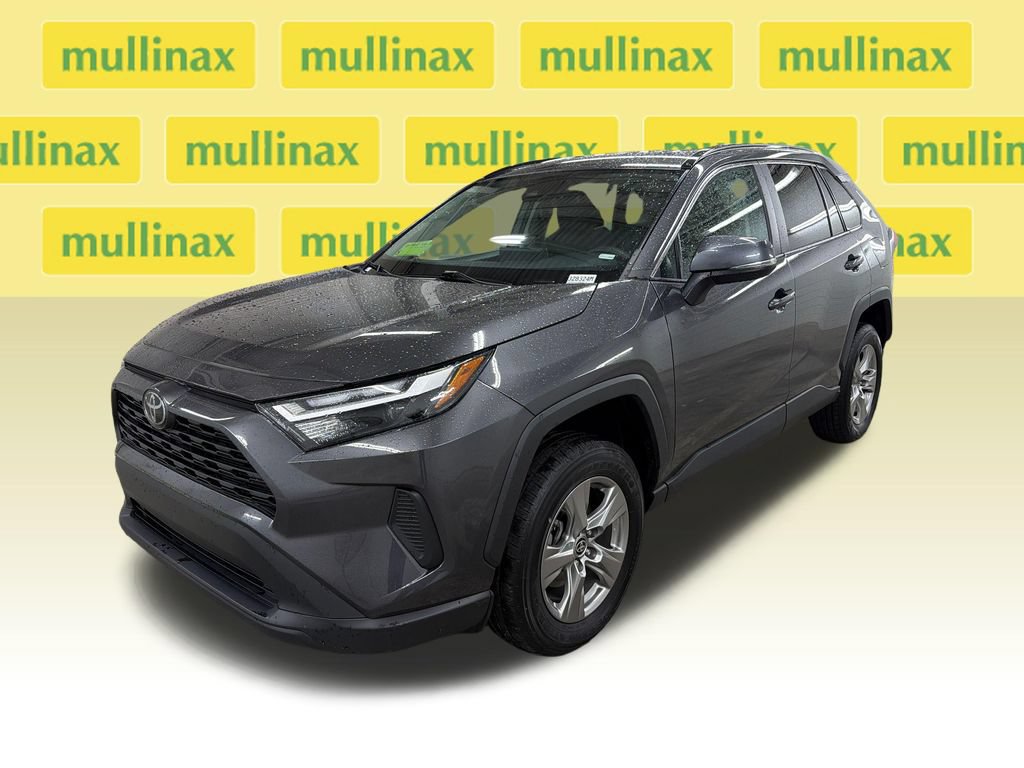 Used 2024 Toyota RAV4 XLE FWD image 15