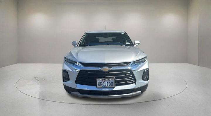 Used 2020 Chevrolet Blazer LT FWD image 2