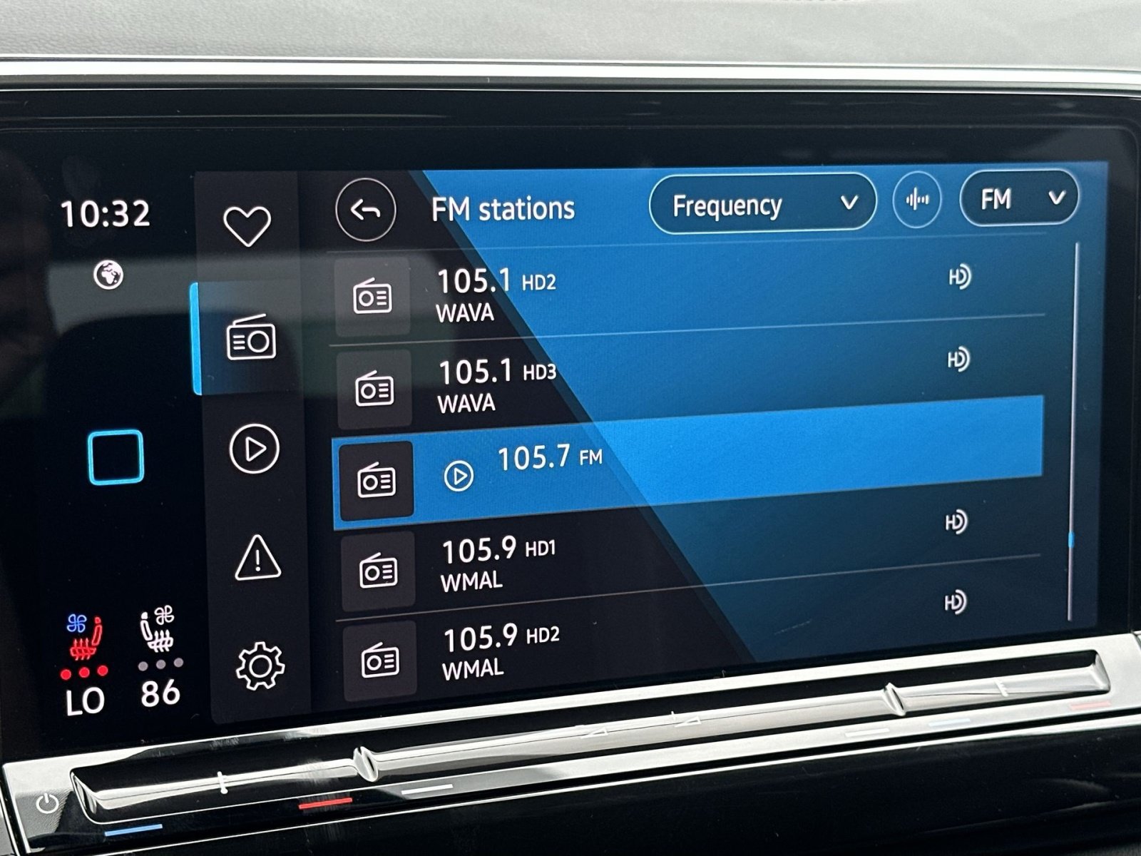 Used 2025 Volkswagen Atlas SE AWD/4WD image 26