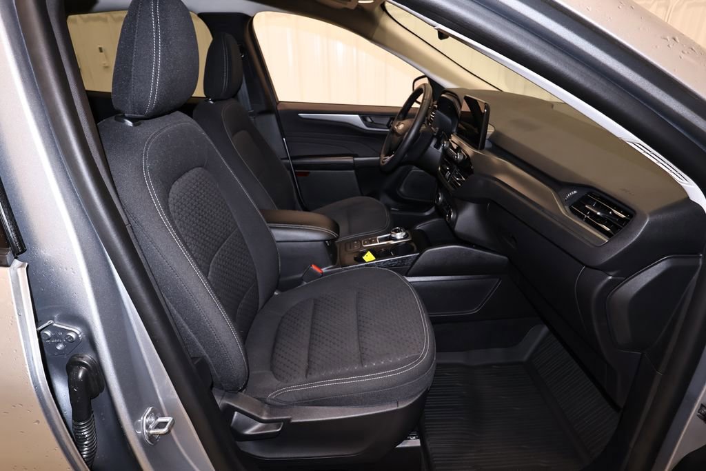 Certified 2023 Ford Escape Active AWD/4WD image 23