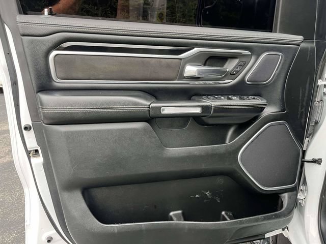 Used 2021 RAM 1500 Laramie AWD/4WD image 16