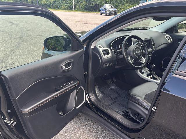 Used 2020 Jeep Compass Latitude image 11