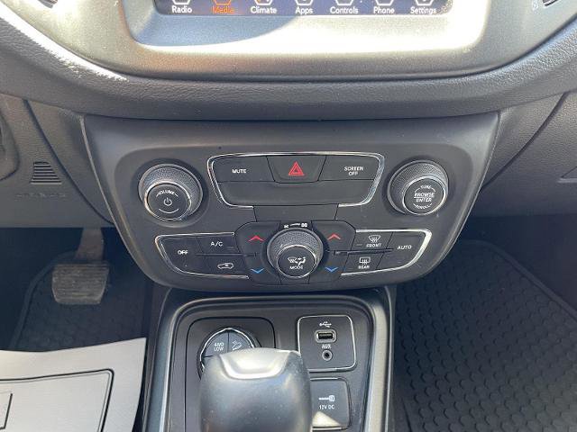 Used 2018 Jeep Compass Trailhawk w/ Cold Weather Group image 25