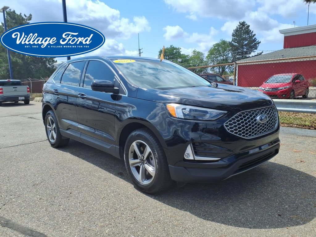 Certified 2024 Ford Edge SEL w/ Convenience Package AWD/4WD image 4