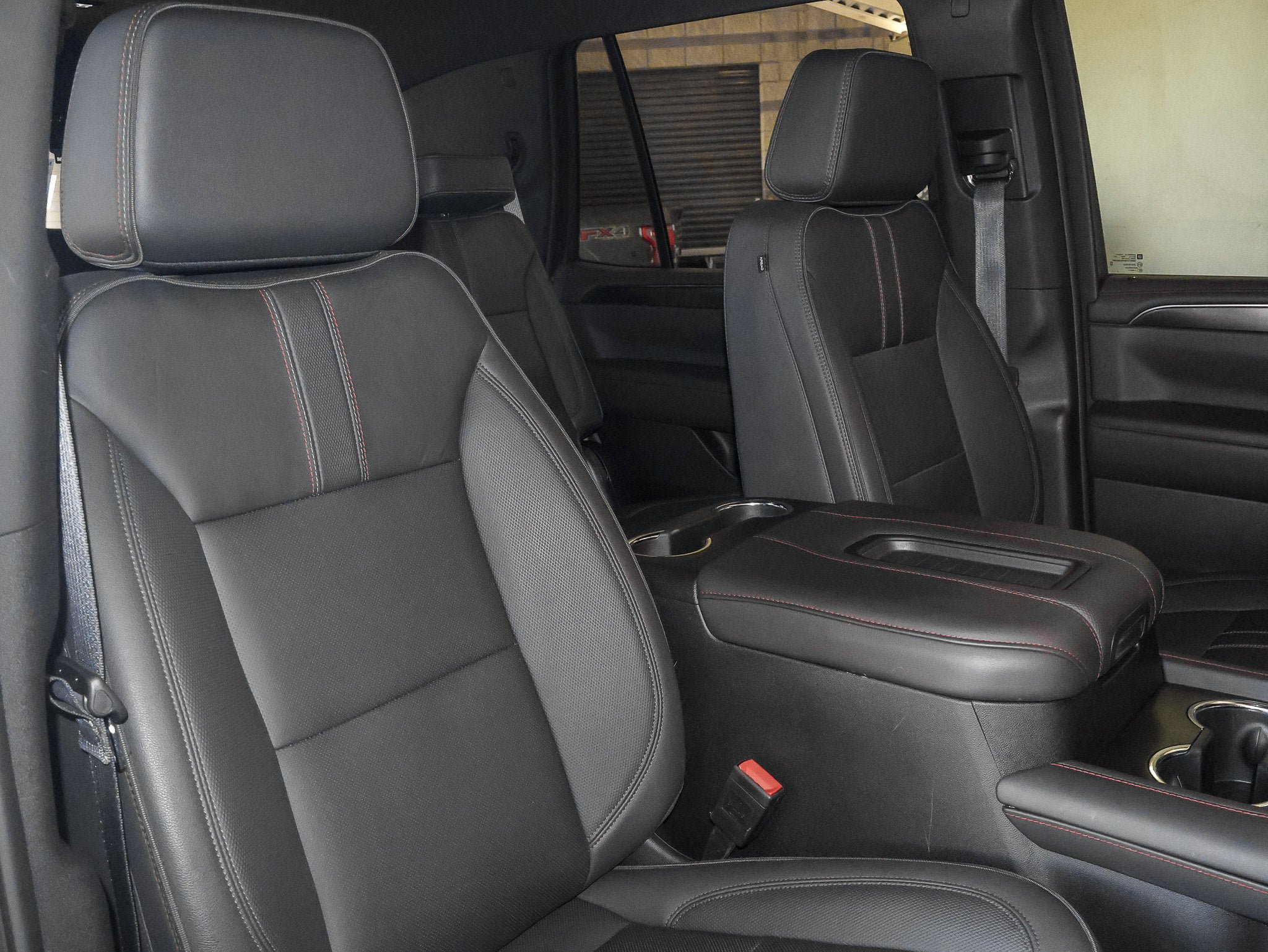 Used 2024 Chevrolet Tahoe RST w/ Luxury Package AWD/4WD image 41